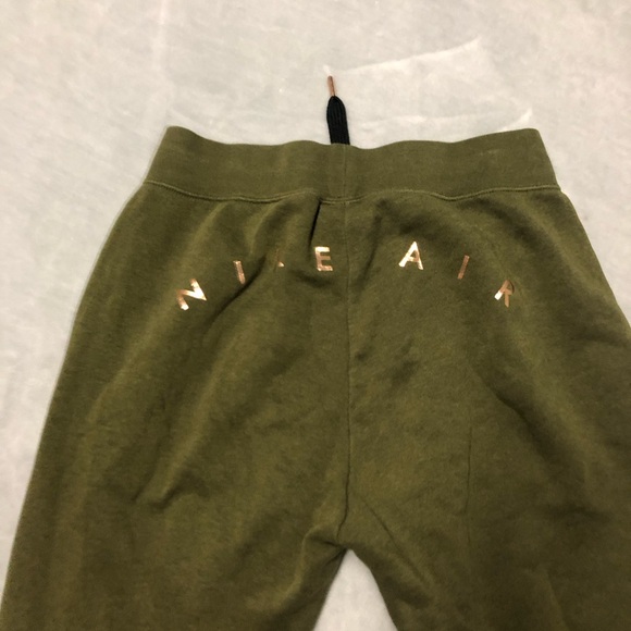 Nike Sweat suit - Picture 2 of 9